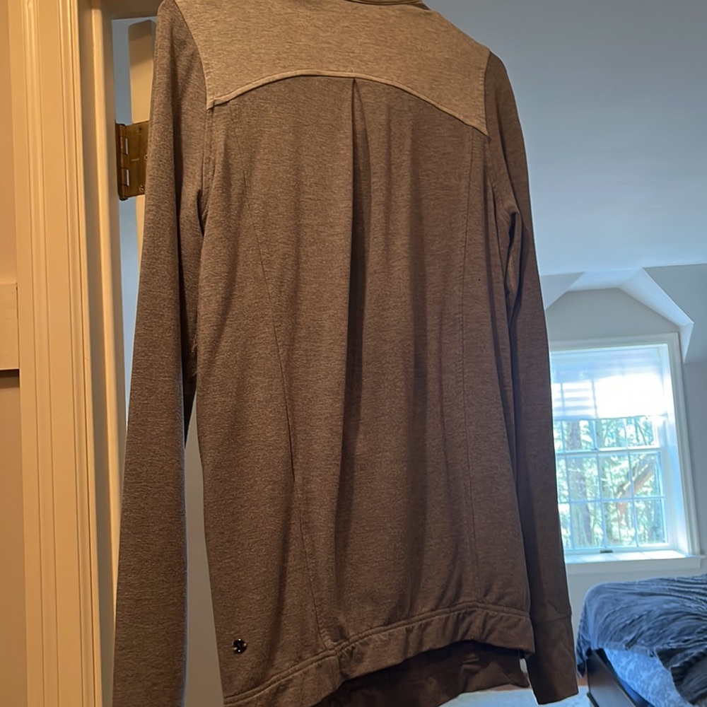 Lululemon Coast wrap - Picture 5 of 8